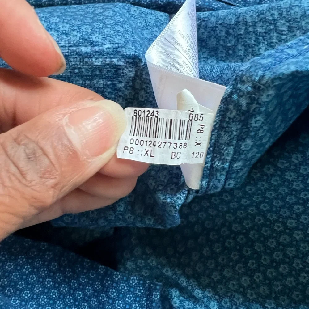 Banana Republic Blue Button-Down Shirt Size XL